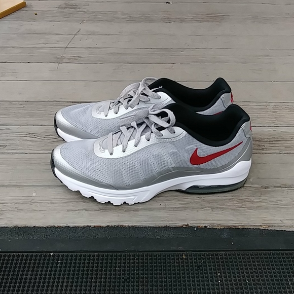 Nike Other - Air max invigor